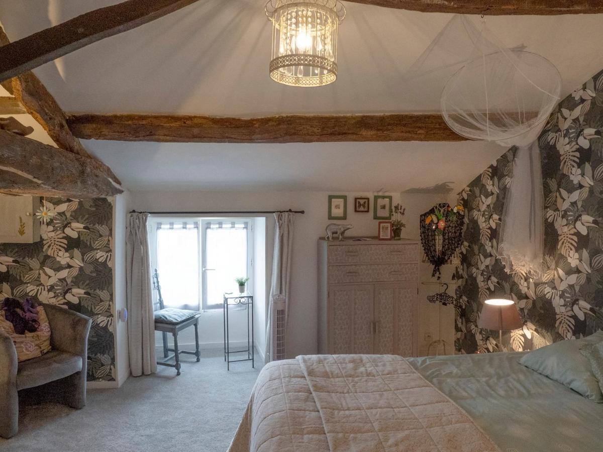 Les Cerisiere Bed & Breakfast Cheffois Exterior photo